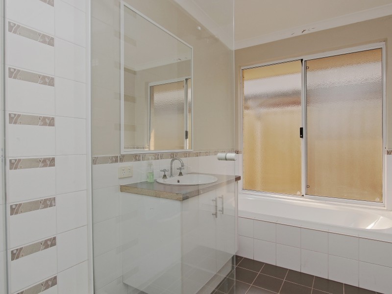 26 Fawcett Road, Byford WA 6122