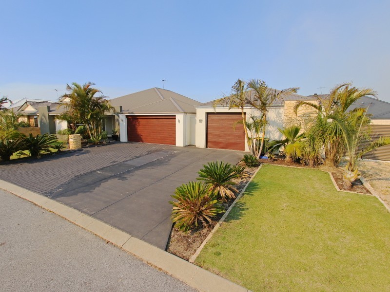 26 Fawcett Road, Byford WA 6122