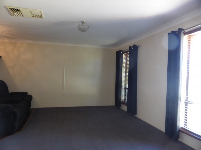 3 Fortunella Grove, Seville Grove WA 6112