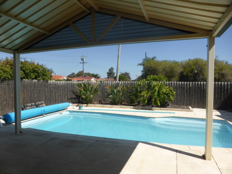 3 Fortunella Grove, Seville Grove WA 6112