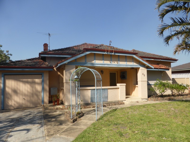 48 The Crescent, Maddington WA 6109