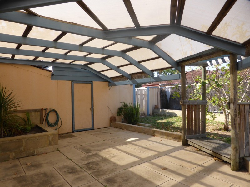 48 The Crescent, Maddington WA 6109