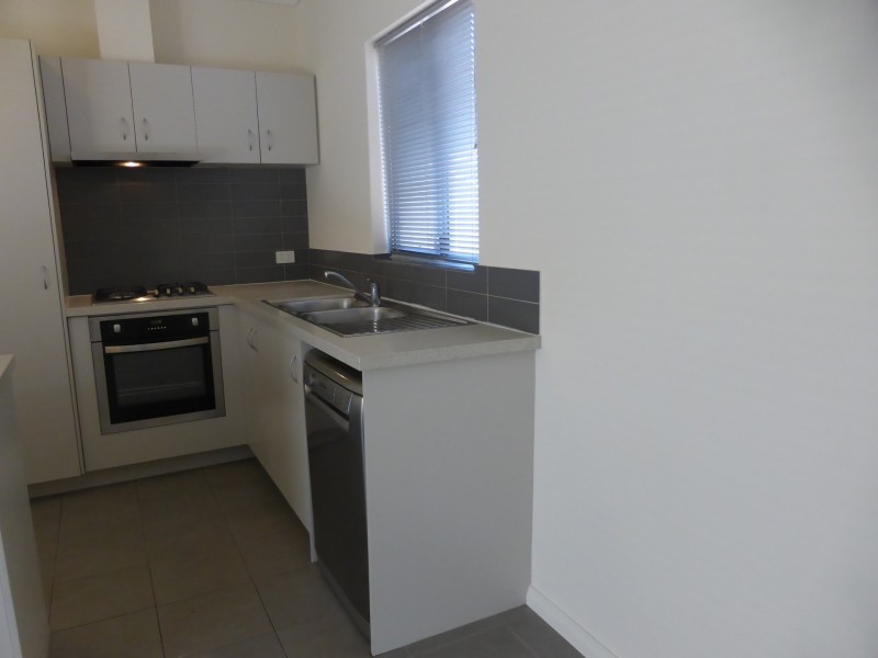 Unit 8/26 Churchill Green, Canning Vale WA 6155