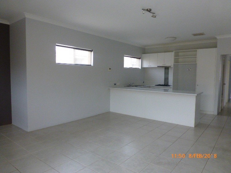 61 Warrilow Loop, Canning Vale WA 6155