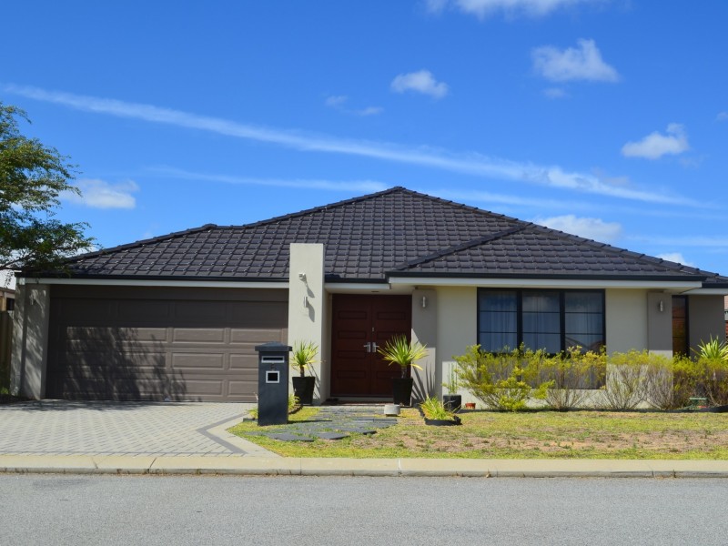 6 Cornforth Way, Piara Waters WA 6112