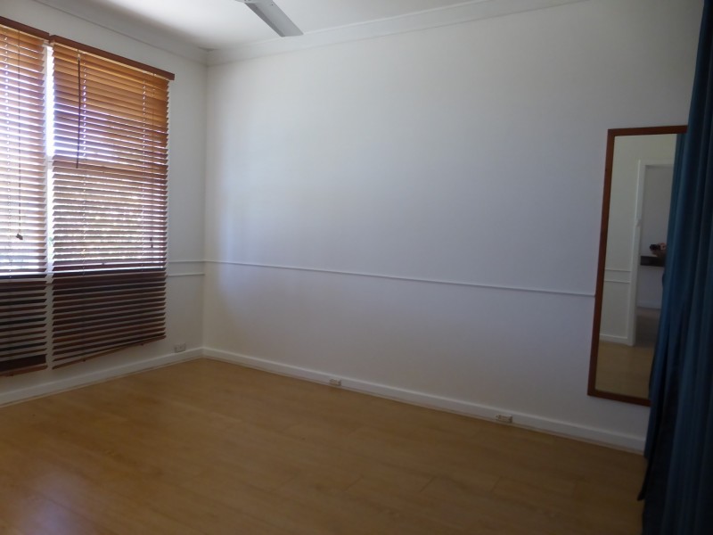 15 Probert Road, Thornlie WA 6108