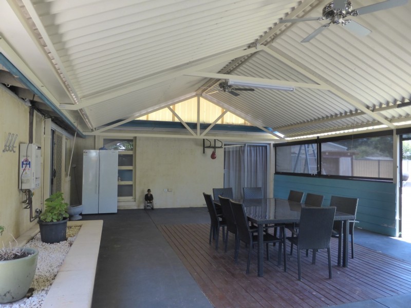 15 Probert Road, Thornlie WA 6108