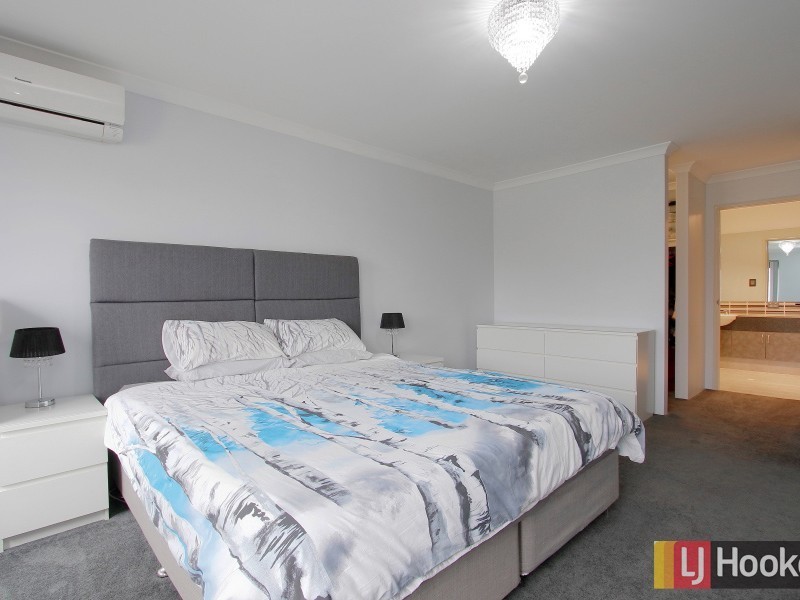 10 Lowerhall Gardens, Southern River WA 6110