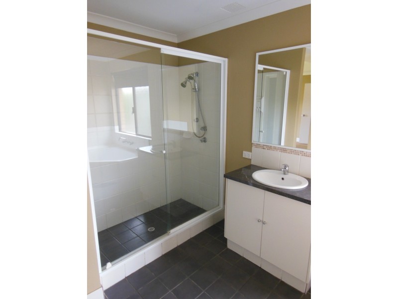 6 Cathedral Link, Aubin Grove WA 6164