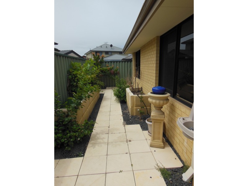 6 Cathedral Link, Aubin Grove WA 6164