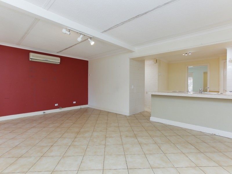 8 Prescott Drive, Gosnells WA 6110