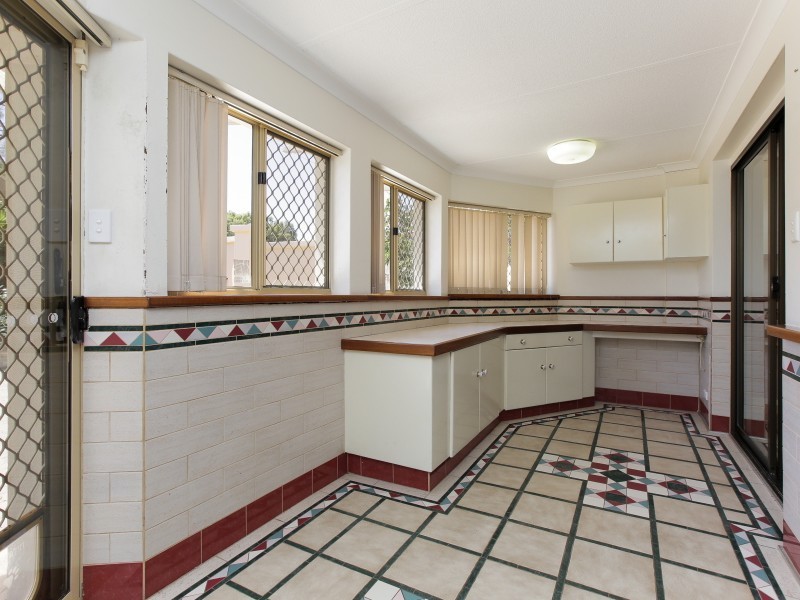 8 Prescott Drive, Gosnells WA 6110