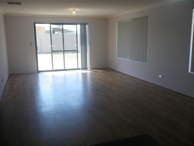 81 Harrisdale Drive, Harrisdale WA 6112