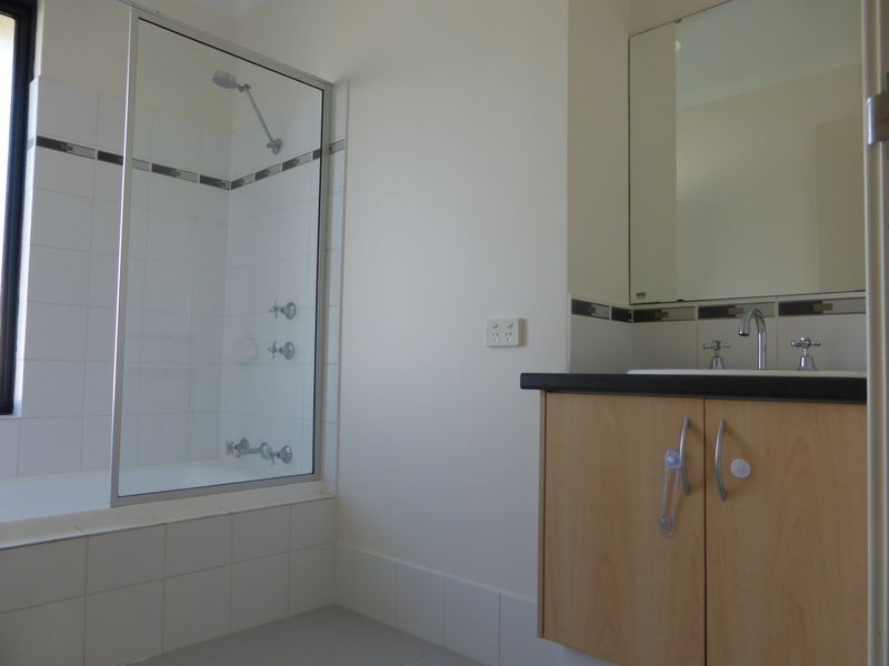 63 Copperback Circle, Huntingdale WA 6110