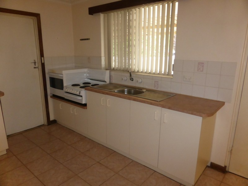 142 Attfield Street, Maddington WA 6109