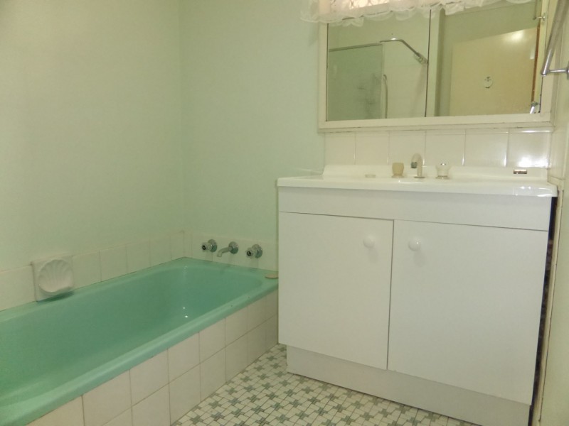 142 Attfield Street, Maddington WA 6109