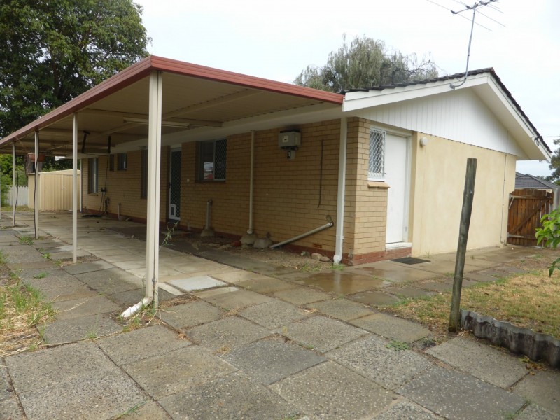 142 Attfield Street, Maddington WA 6109