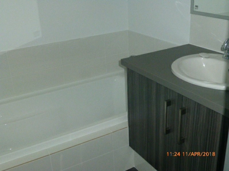 1B Hughenden Drive, Thornlie WA 6108