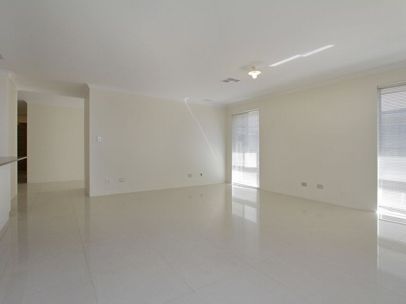 24 Bantam Link, Southern River WA 6110