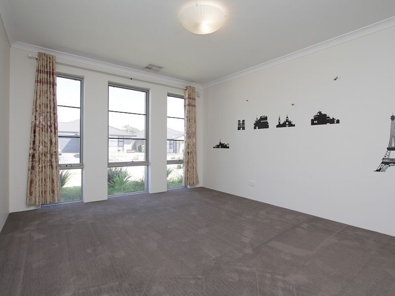 24 Bantam Link, Southern River WA 6110