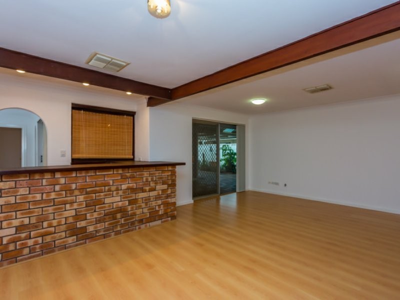 78 Glyndebourne Avenue, Thornlie WA 6108