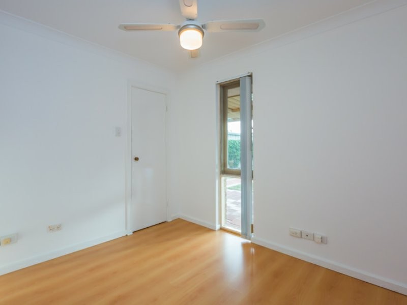 78 Glyndebourne Avenue, Thornlie WA 6108