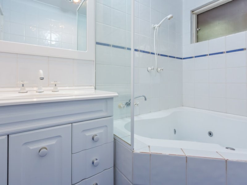 78 Glyndebourne Avenue, Thornlie WA 6108