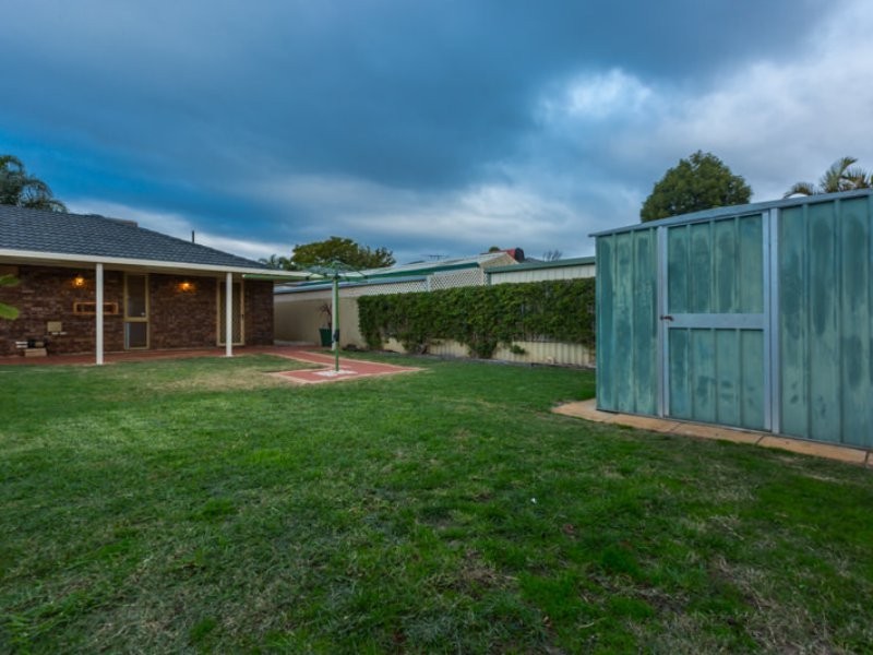 78 Glyndebourne Avenue, Thornlie WA 6108