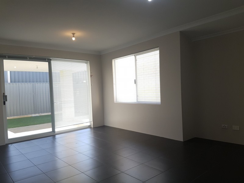 14 Carbeen View, Piara Waters WA 6112
