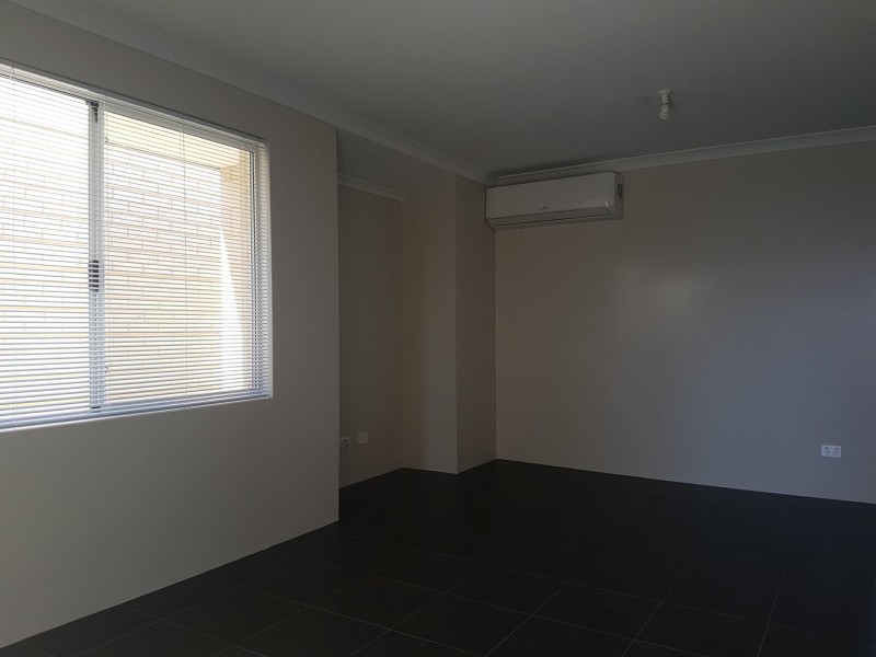14 Carbeen View, Piara Waters WA 6112