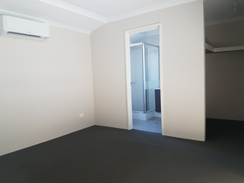 14 Carbeen View, Piara Waters WA 6112