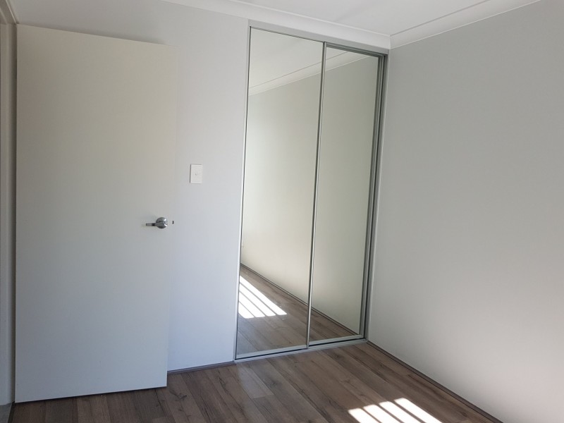 4 Hobson Loop, Piara Waters WA 6112