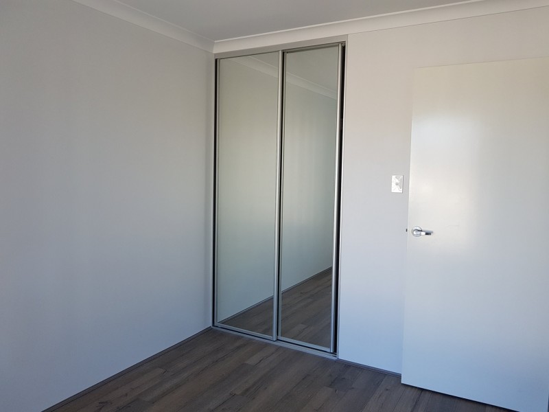 4 Hobson Loop, Piara Waters WA 6112