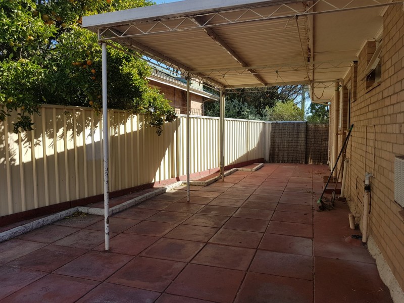 33 Martindale Avenue, Thornlie WA 6108