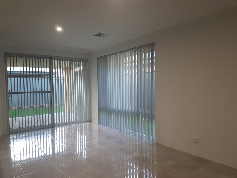 26 Carbeen View, Piara Waters WA 6112