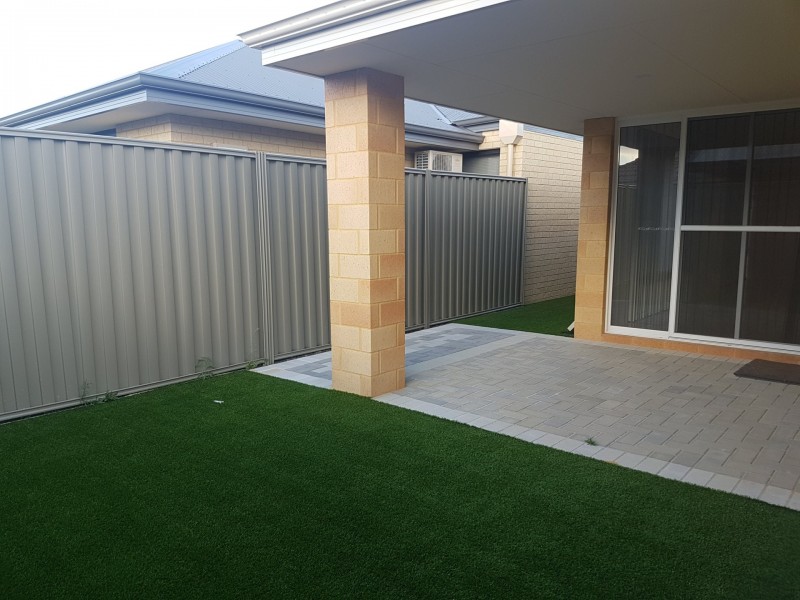 26 Carbeen View, Piara Waters WA 6112