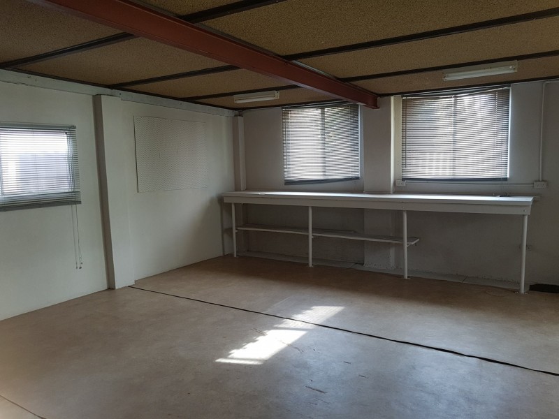 8 Penhurst Court, Thornlie WA 6108