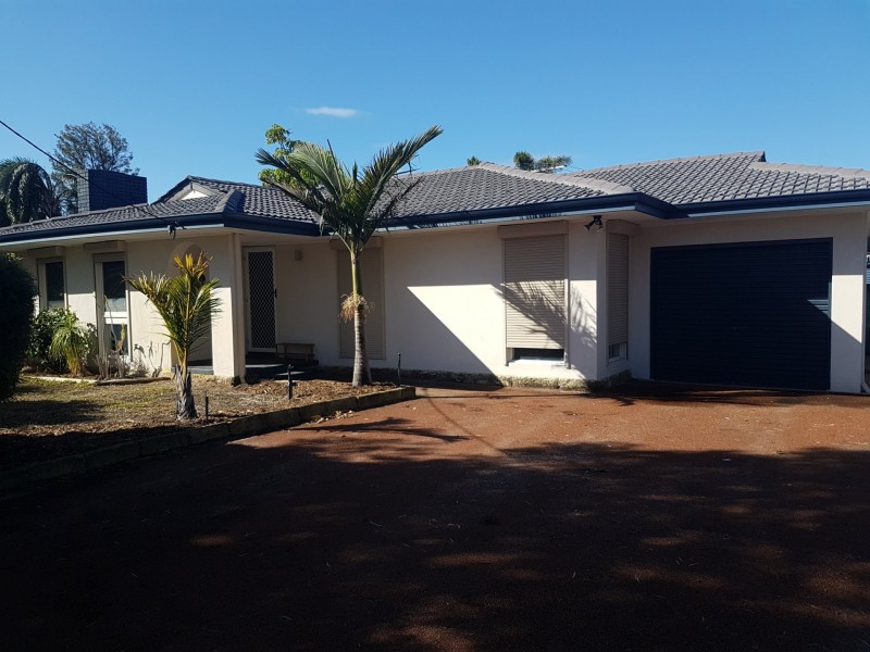 11 Lorenzo Street, Thornlie WA 6108