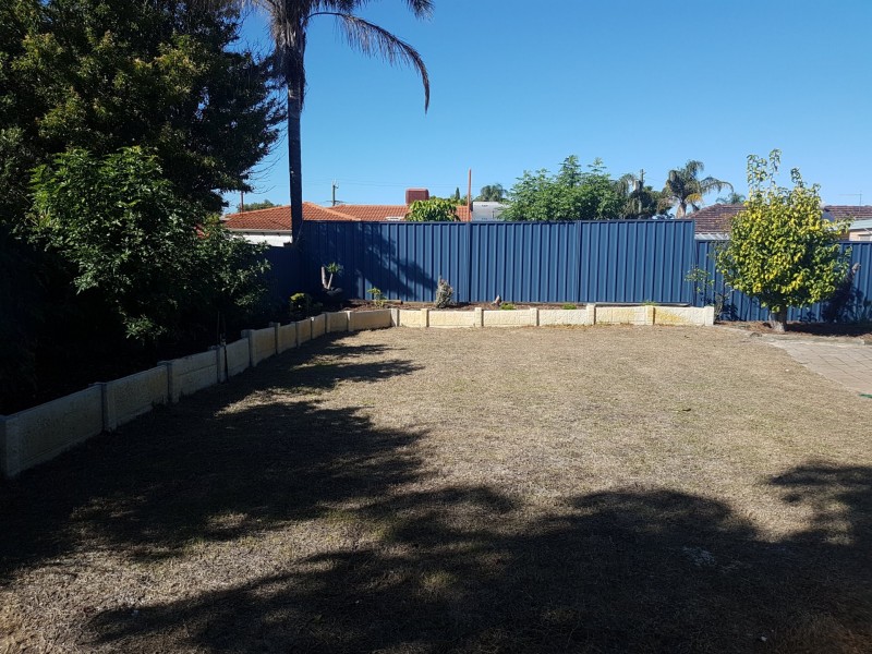 11 Lorenzo Street, Thornlie WA 6108