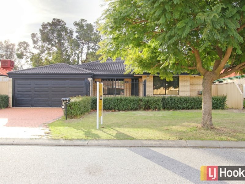 31 Lansdowne Entrance, Canning Vale WA 6155