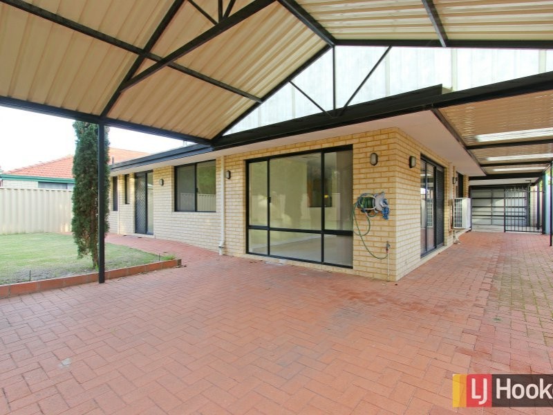 31 Lansdowne Entrance, Canning Vale WA 6155