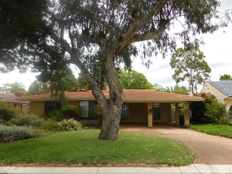 16 Coronet Court, Thornlie WA 6108