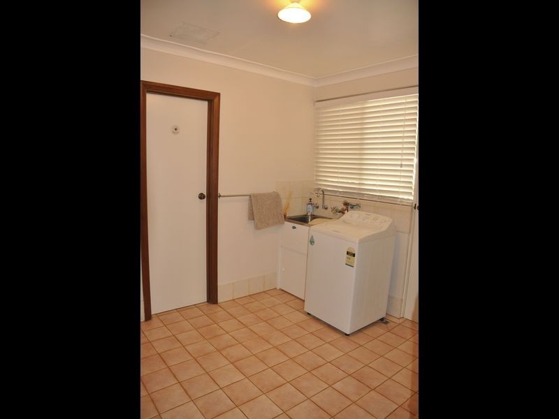 16 Coronet Court, Thornlie WA 6108