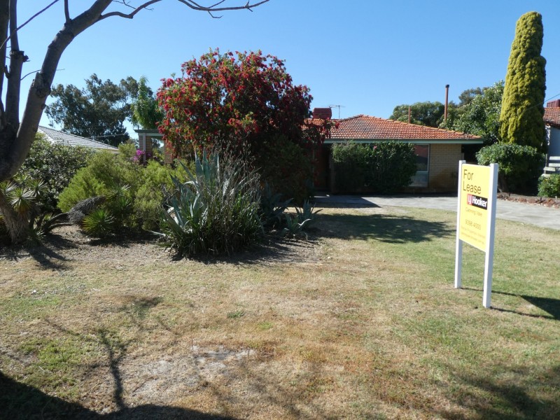 28 Currawong Way, Thornlie WA 6108