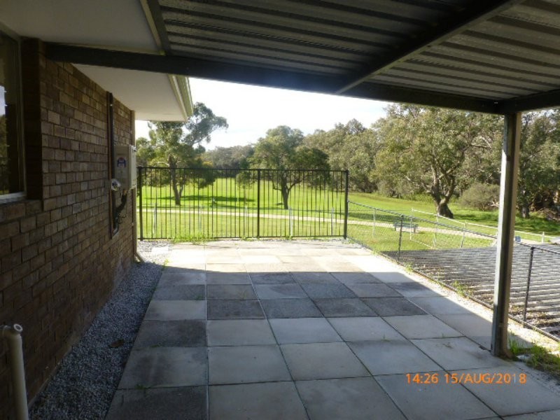 17 Jacqueline Drive, Thornlie WA 6108