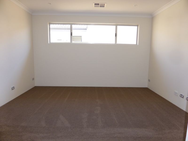 34 Collared Way, Harrisdale WA 6112