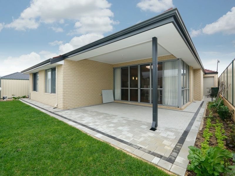 12 Juncea Way, Hammond Park WA 6164