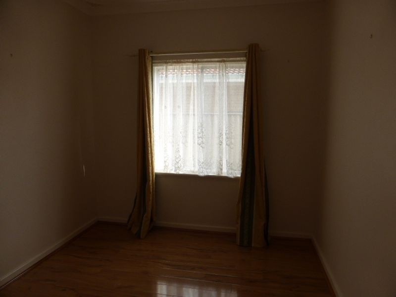 40 Berehaven Avenue, Thornlie WA 6108