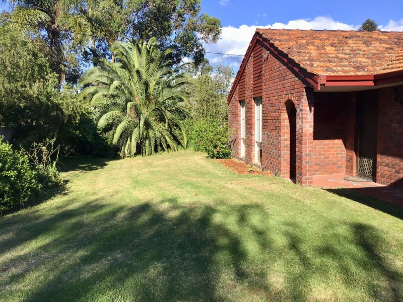 61 Dumsday Drive, Forrestdale WA 6112