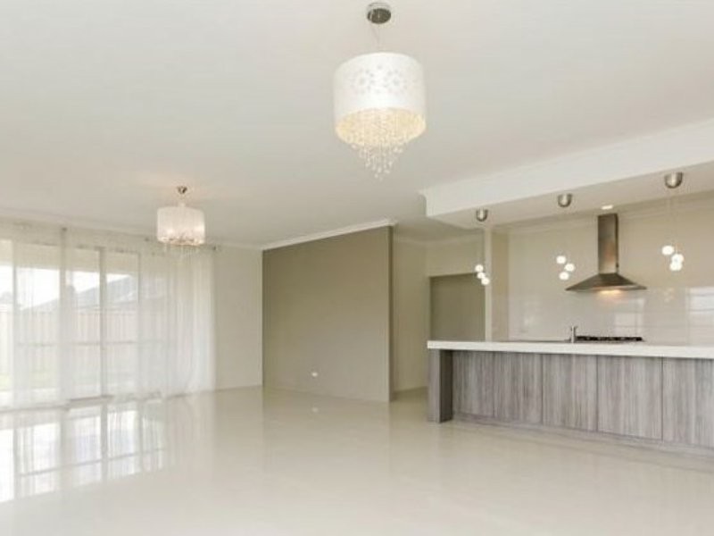 23 Clearwater Drive, Southern River WA 6110